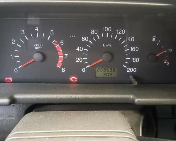 Черный ВАЗ 2111, объемом двигателя 1.6 л и пробегом 208 тыс. км за 1600 $, фото 5 на Automoto.ua