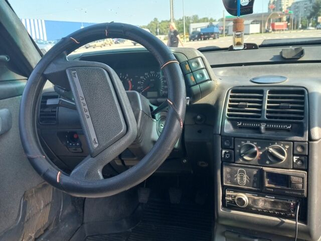 Черный ВАЗ 2111, объемом двигателя 1.5 л и пробегом 213 тыс. км за 1500 $, фото 6 на Automoto.ua