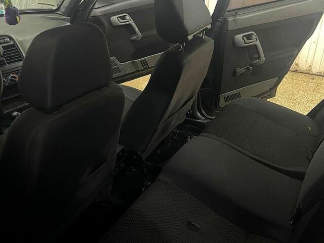 Черный ВАЗ 2111, объемом двигателя 1.6 л и пробегом 240 тыс. км за 1900 $, фото 10 на Automoto.ua