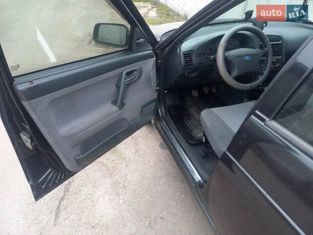 Чорний ВАЗ 2111, об'ємом двигуна 1.6 л та пробігом 132 тис. км за 2950 $, фото 8 на Automoto.ua