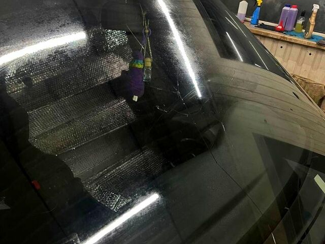 Черный ВАЗ 2111, объемом двигателя 1.6 л и пробегом 240 тыс. км за 1900 $, фото 5 на Automoto.ua