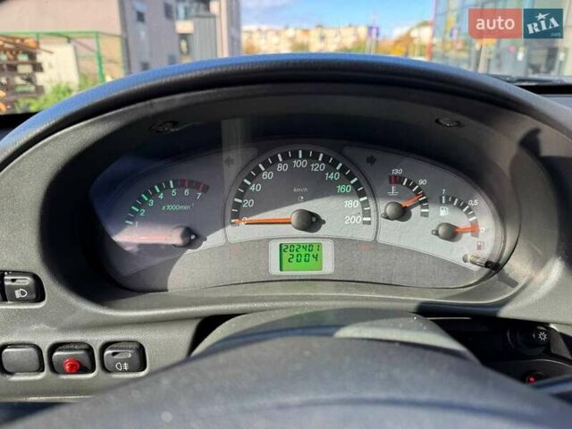 Черный ВАЗ 2111, объемом двигателя 1.6 л и пробегом 203 тыс. км за 2000 $, фото 6 на Automoto.ua