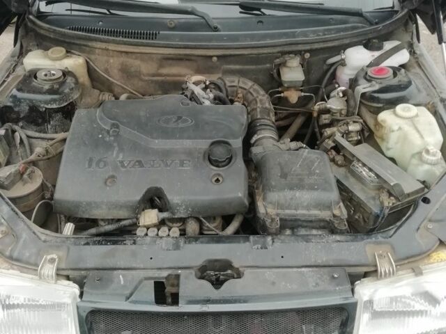 Черный ВАЗ 2111, объемом двигателя 1.6 л и пробегом 230 тыс. км за 1790 $, фото 7 на Automoto.ua