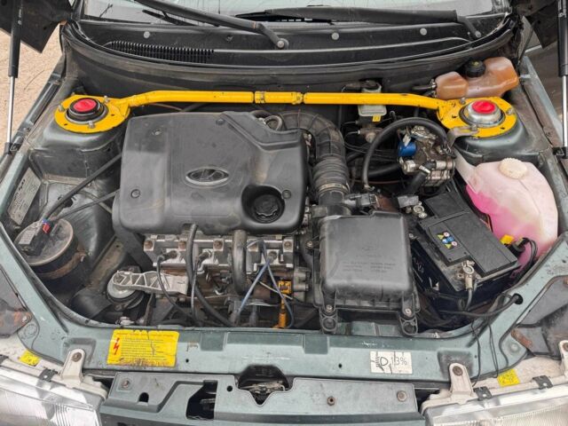 Черный ВАЗ 2111, объемом двигателя 1.5 л и пробегом 251 тыс. км за 850 $, фото 3 на Automoto.ua