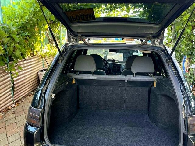 Черный ВАЗ 2111, объемом двигателя 1.6 л и пробегом 140 тыс. км за 3100 $, фото 4 на Automoto.ua