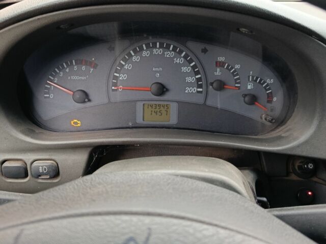 Черный ВАЗ 2111, объемом двигателя 1.5 л и пробегом 140 тыс. км за 762 $, фото 4 на Automoto.ua