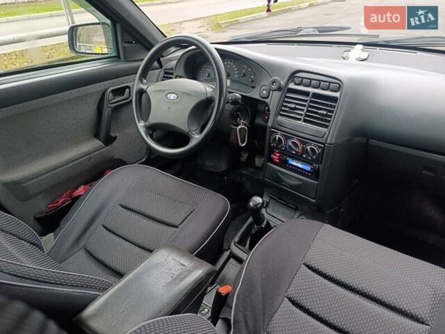 Чорний ВАЗ 2111, об'ємом двигуна 1.6 л та пробігом 190 тис. км за 1750 $, фото 9 на Automoto.ua