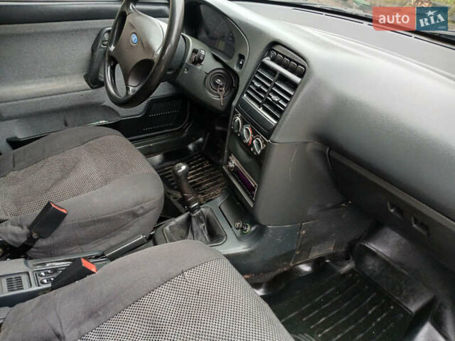 Черный ВАЗ 2111, объемом двигателя 1.6 л и пробегом 200 тыс. км за 2500 $, фото 9 на Automoto.ua