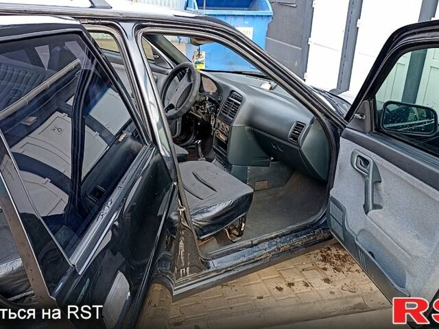 Черный ВАЗ 2111, объемом двигателя 1.6 л и пробегом 154 тыс. км за 1800 $, фото 8 на Automoto.ua