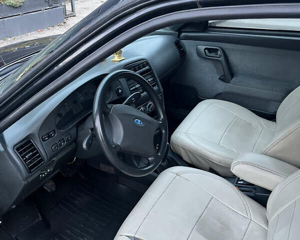 Чорний ВАЗ 2111, об'ємом двигуна 1.6 л та пробігом 285 тис. км за 1800 $, фото 7 на Automoto.ua