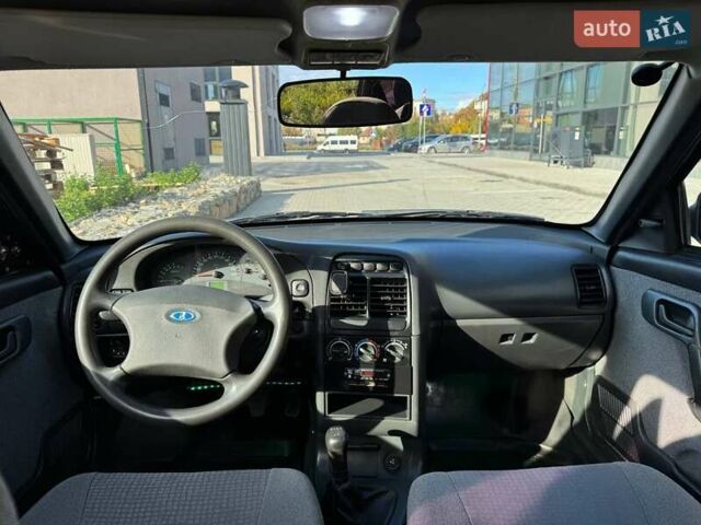 Чорний ВАЗ 2111, об'ємом двигуна 1.6 л та пробігом 205 тис. км за 1900 $, фото 11 на Automoto.ua