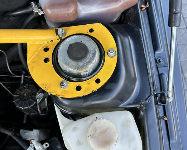 Чорний ВАЗ 2111, об'ємом двигуна 1.6 л та пробігом 106 тис. км за 1800 $, фото 22 на Automoto.ua