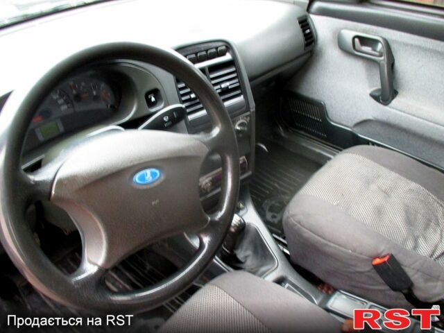 Чорний ВАЗ 2111, об'ємом двигуна 1.6 л та пробігом 200 тис. км за 2500 $, фото 5 на Automoto.ua