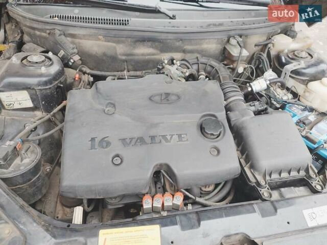 Черный ВАЗ 2111, объемом двигателя 1.6 л и пробегом 155 тыс. км за 2500 $, фото 5 на Automoto.ua