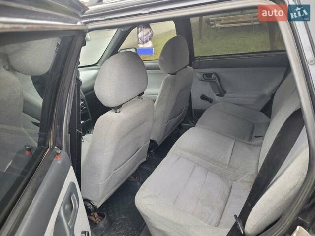 Черный ВАЗ 2111, объемом двигателя 1.6 л и пробегом 190 тыс. км за 1650 $, фото 7 на Automoto.ua