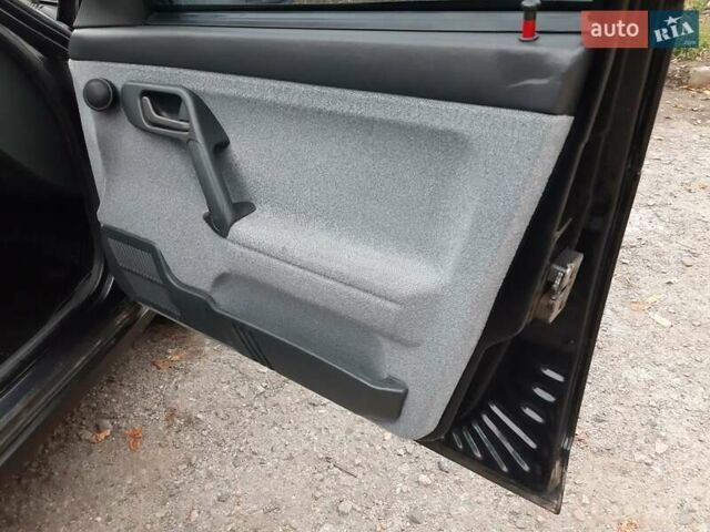Черный ВАЗ 2111, объемом двигателя 1.6 л и пробегом 160 тыс. км за 2799 $, фото 32 на Automoto.ua