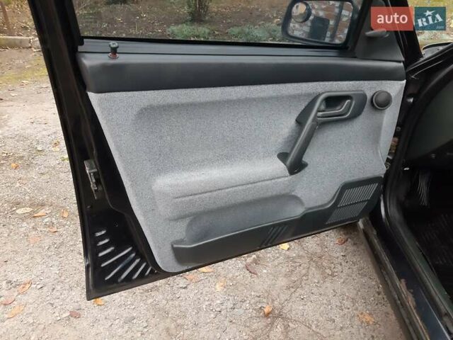 Черный ВАЗ 2111, объемом двигателя 1.6 л и пробегом 160 тыс. км за 2799 $, фото 23 на Automoto.ua