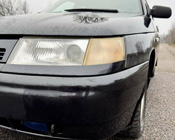 Черный ВАЗ 2111, объемом двигателя 1.6 л и пробегом 220 тыс. км за 2300 $, фото 2 на Automoto.ua