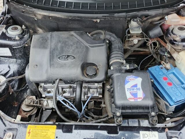 Черный ВАЗ 2111, объемом двигателя 1.6 л и пробегом 175 тыс. км за 1500 $, фото 5 на Automoto.ua