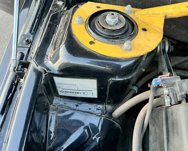 Чорний ВАЗ 2111, об'ємом двигуна 1.6 л та пробігом 140 тис. км за 2650 $, фото 34 на Automoto.ua