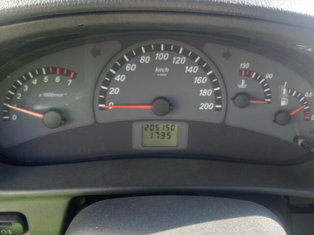 Черный ВАЗ 2111, объемом двигателя 1.6 л и пробегом 205 тыс. км за 2400 $, фото 3 на Automoto.ua