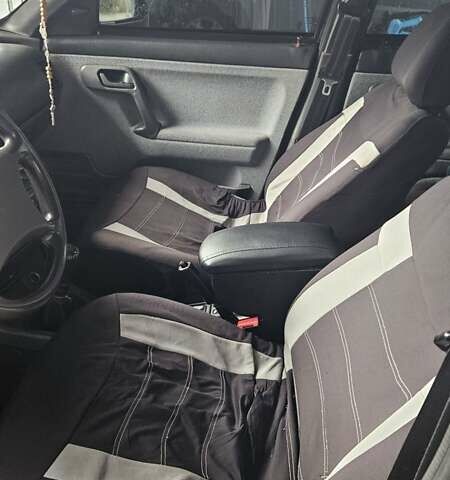 Черный ВАЗ 2111, объемом двигателя 1.6 л и пробегом 224 тыс. км за 2400 $, фото 2 на Automoto.ua