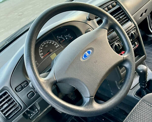 Чорний ВАЗ 2111, об'ємом двигуна 1.6 л та пробігом 140 тис. км за 2650 $, фото 23 на Automoto.ua