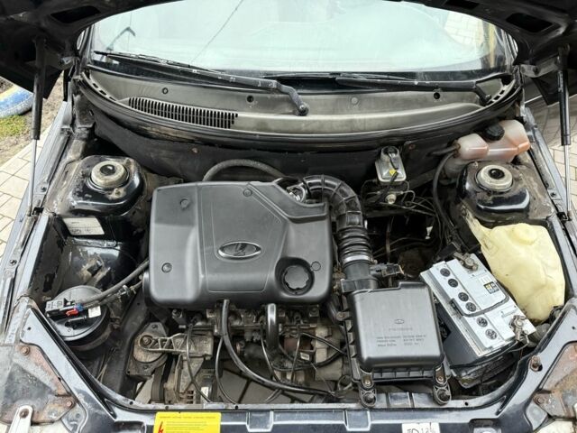 Черный ВАЗ 2111, объемом двигателя 1.6 л и пробегом 179 тыс. км за 1250 $, фото 11 на Automoto.ua