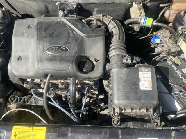 Черный ВАЗ 2111, объемом двигателя 1.6 л и пробегом 205 тыс. км за 2400 $, фото 5 на Automoto.ua