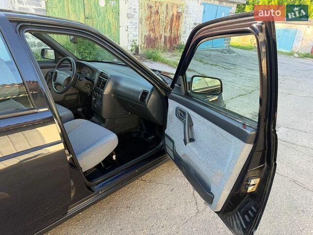 Чорний ВАЗ 2111, об'ємом двигуна 1.6 л та пробігом 59 тис. км за 3750 $, фото 11 на Automoto.ua