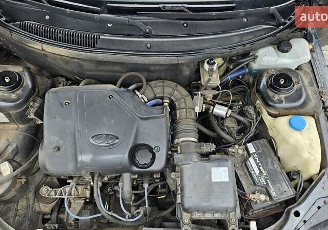 Черный ВАЗ 2111, объемом двигателя 1.6 л и пробегом 224 тыс. км за 2400 $, фото 7 на Automoto.ua