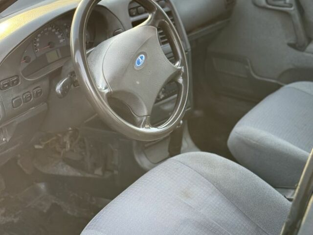 Черный ВАЗ 2111, объемом двигателя 1.6 л и пробегом 82 тыс. км за 1500 $, фото 4 на Automoto.ua