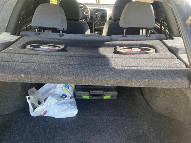 Черный ВАЗ 2111, объемом двигателя 1.6 л и пробегом 205 тыс. км за 2400 $, фото 4 на Automoto.ua