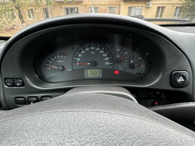 Черный ВАЗ 2111, объемом двигателя 1.6 л и пробегом 45 тыс. км за 3100 $, фото 10 на Automoto.ua