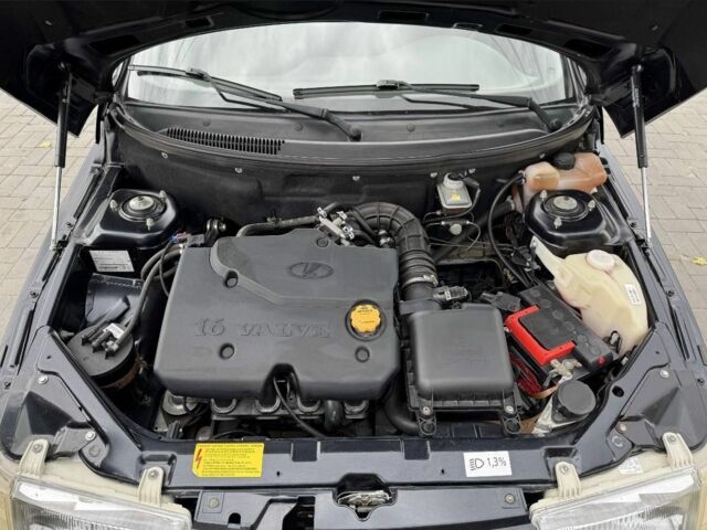 Чорний ВАЗ 2111, об'ємом двигуна 1.6 л та пробігом 46 тис. км за 3600 $, фото 12 на Automoto.ua