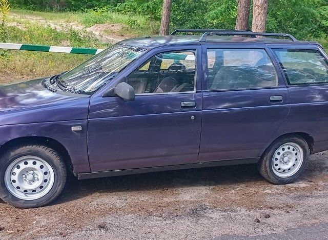 Фиолетовый ВАЗ 2111, объемом двигателя 1.5 л и пробегом 214 тыс. км за 1300 $, фото 1 на Automoto.ua