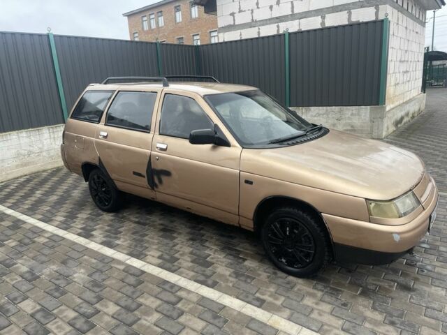 Коричневый ВАЗ 2111, объемом двигателя 2 л и пробегом 250 тыс. км за 850 $, фото 5 на Automoto.ua