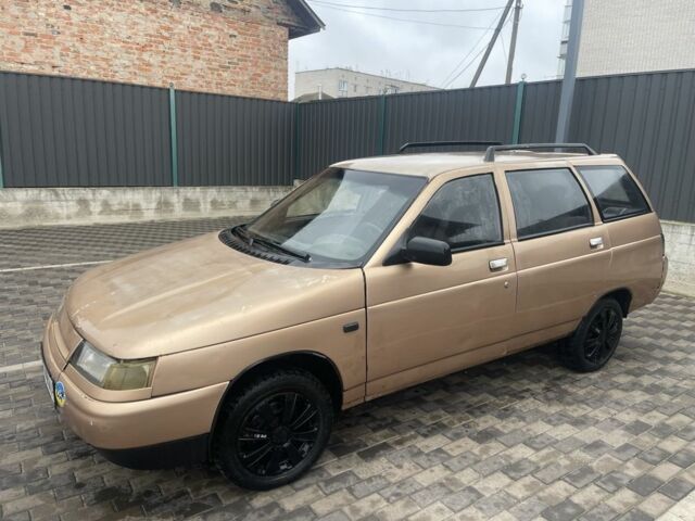 Коричневый ВАЗ 2111, объемом двигателя 2 л и пробегом 250 тыс. км за 850 $, фото 1 на Automoto.ua
