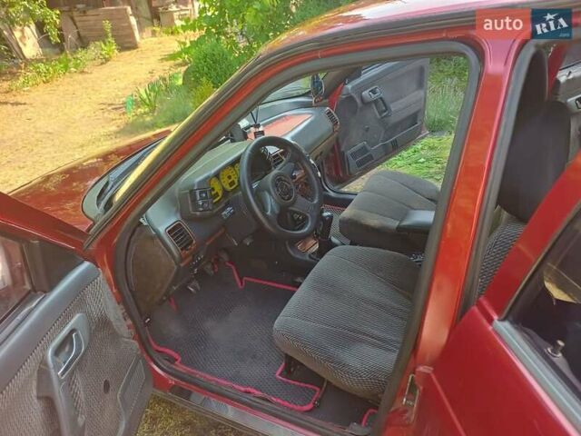 Красный ВАЗ 2111, объемом двигателя 1.5 л и пробегом 397 тыс. км за 1500 $, фото 2 на Automoto.ua