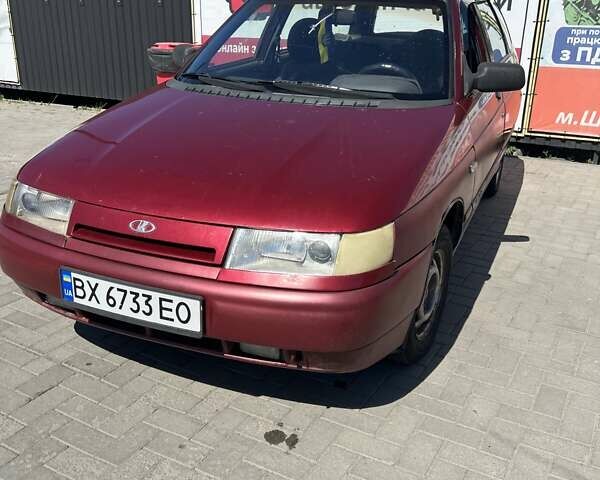 Красный ВАЗ 2111, объемом двигателя 1.5 л и пробегом 330 тыс. км за 1300 $, фото 1 на Automoto.ua