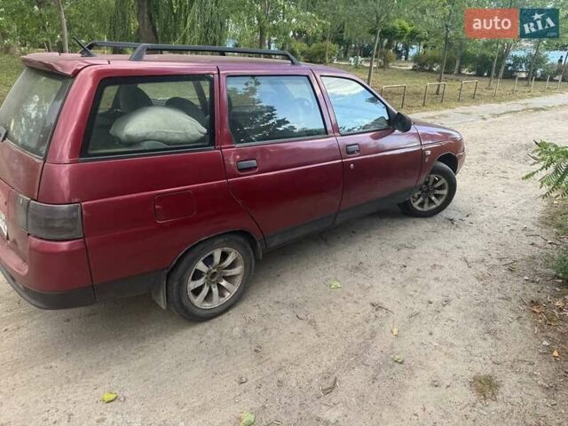 Красный ВАЗ 2111, объемом двигателя 0 л и пробегом 217 тыс. км за 1700 $, фото 2 на Automoto.ua