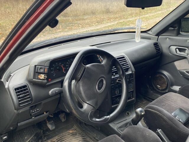 Красный ВАЗ 2111, объемом двигателя 10 л и пробегом 3 тыс. км за 1600 $, фото 3 на Automoto.ua