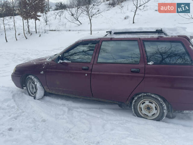 Красный ВАЗ 2111, объемом двигателя 1.5 л и пробегом 240 тыс. км за 1100 $, фото 8 на Automoto.ua