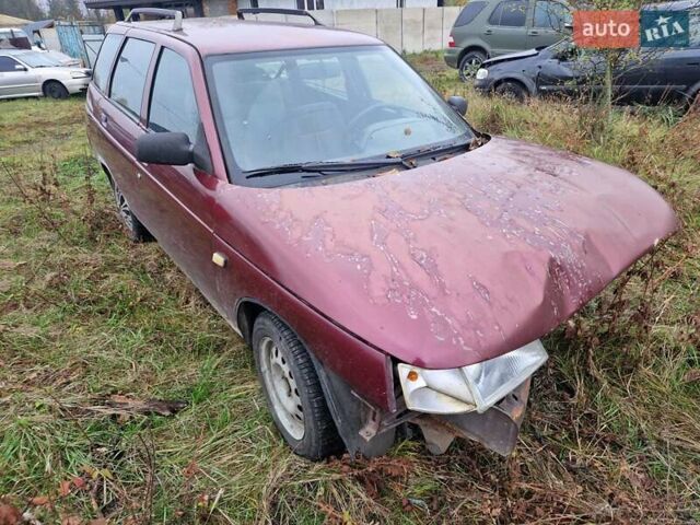 Красный ВАЗ 2111, объемом двигателя 1.6 л и пробегом 250 тыс. км за 600 $, фото 4 на Automoto.ua