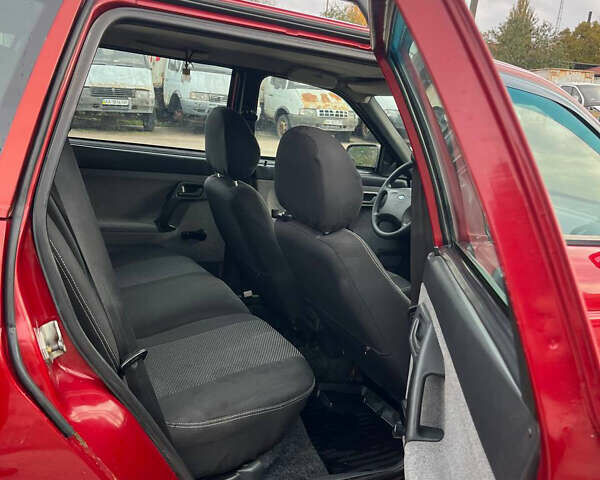 Красный ВАЗ 2111, объемом двигателя 1.6 л и пробегом 98 тыс. км за 2550 $, фото 11 на Automoto.ua