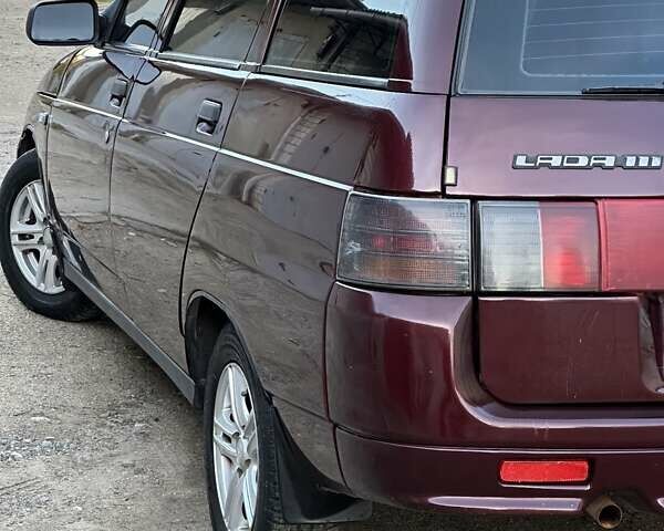 ВАЗ 2111 2008 в Николаеве на Automoto.ua Красный ВАЗ 2111, объемом двигателя 1.6 л и пробегом 133 тыс. км за 3250 $, фото 18 на Automoto.ua