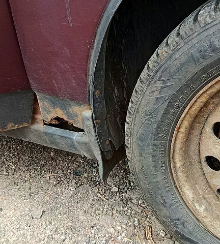 Красный ВАЗ 2111, объемом двигателя 1.6 л и пробегом 200 тыс. км за 1100 $, фото 6 на Automoto.ua