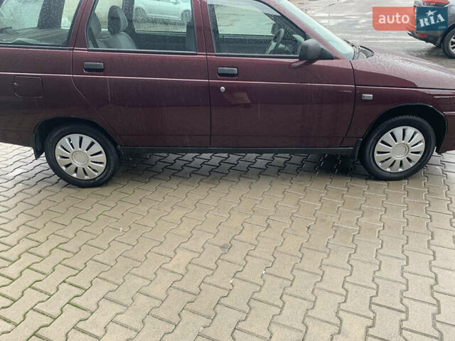 Красный ВАЗ 2111, объемом двигателя 1.6 л и пробегом 38 тыс. км за 4200 $, фото 6 на Automoto.ua