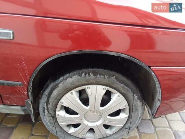 Красный ВАЗ 2111, объемом двигателя 1.6 л и пробегом 220 тыс. км за 2300 $, фото 1 на Automoto.ua