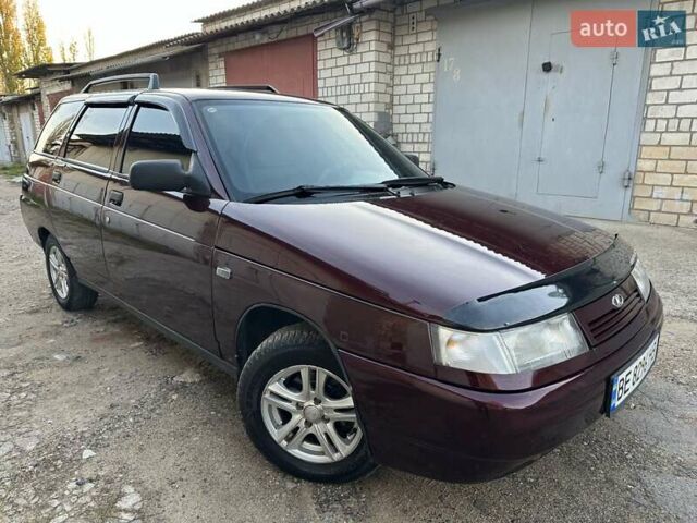 ВАЗ 2111 2008 в Николаеве на Automoto.ua Красный ВАЗ 2111, объемом двигателя 1.6 л и пробегом 133 тыс. км за 3250 $, фото 9 на Automoto.ua